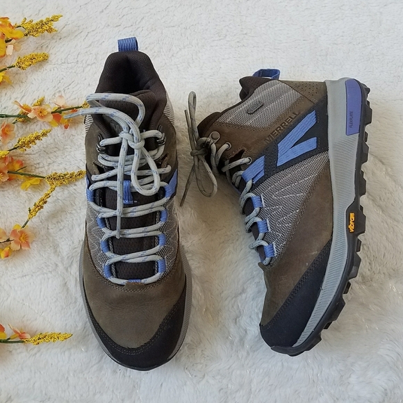 Merrell Women's Zion Mid Waterproof Hiking Boots - Picture 2 of 9